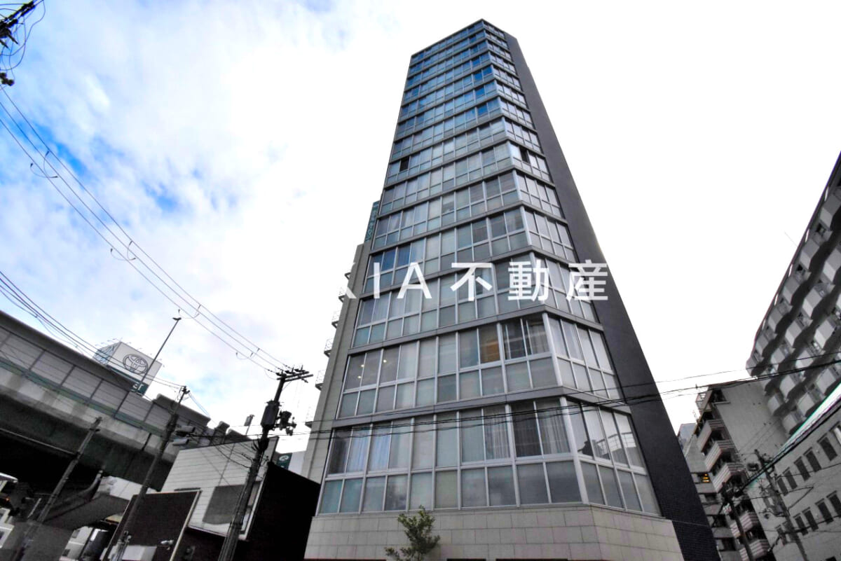 フォレステージュ西本町／大阪市西区西本町２丁目／阿波座駅／1LDK（46.41㎡）／～緑と都市機能が調和する、西本町の住まい～